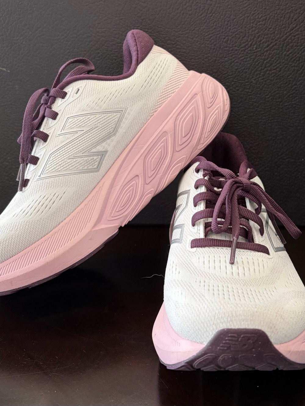 New Balance Fresh Foam X 880v15 Reflection Rose Sugar & Gray Matter size 7 US W